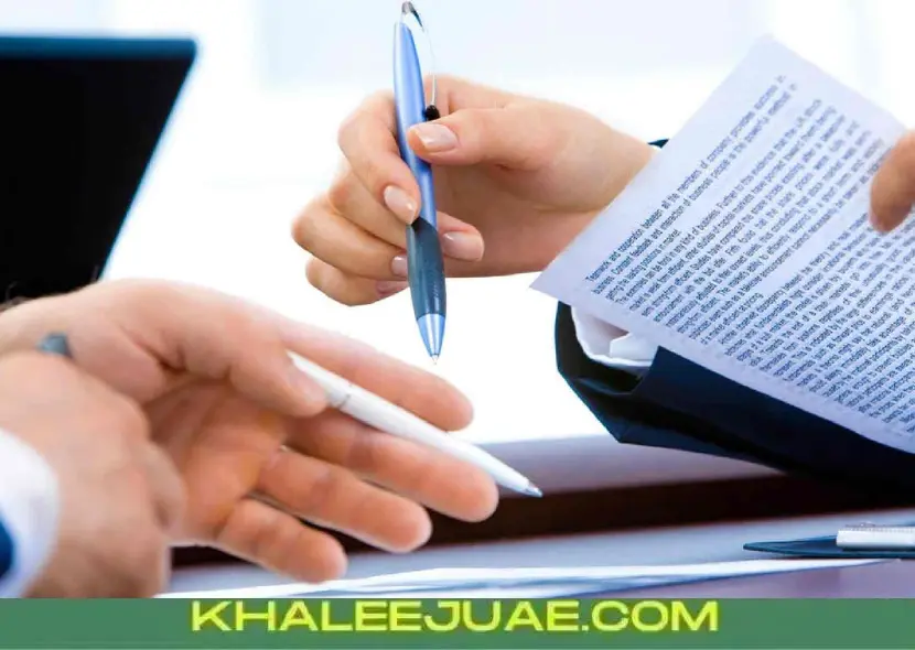 Between Limited and Unlimited Contracts